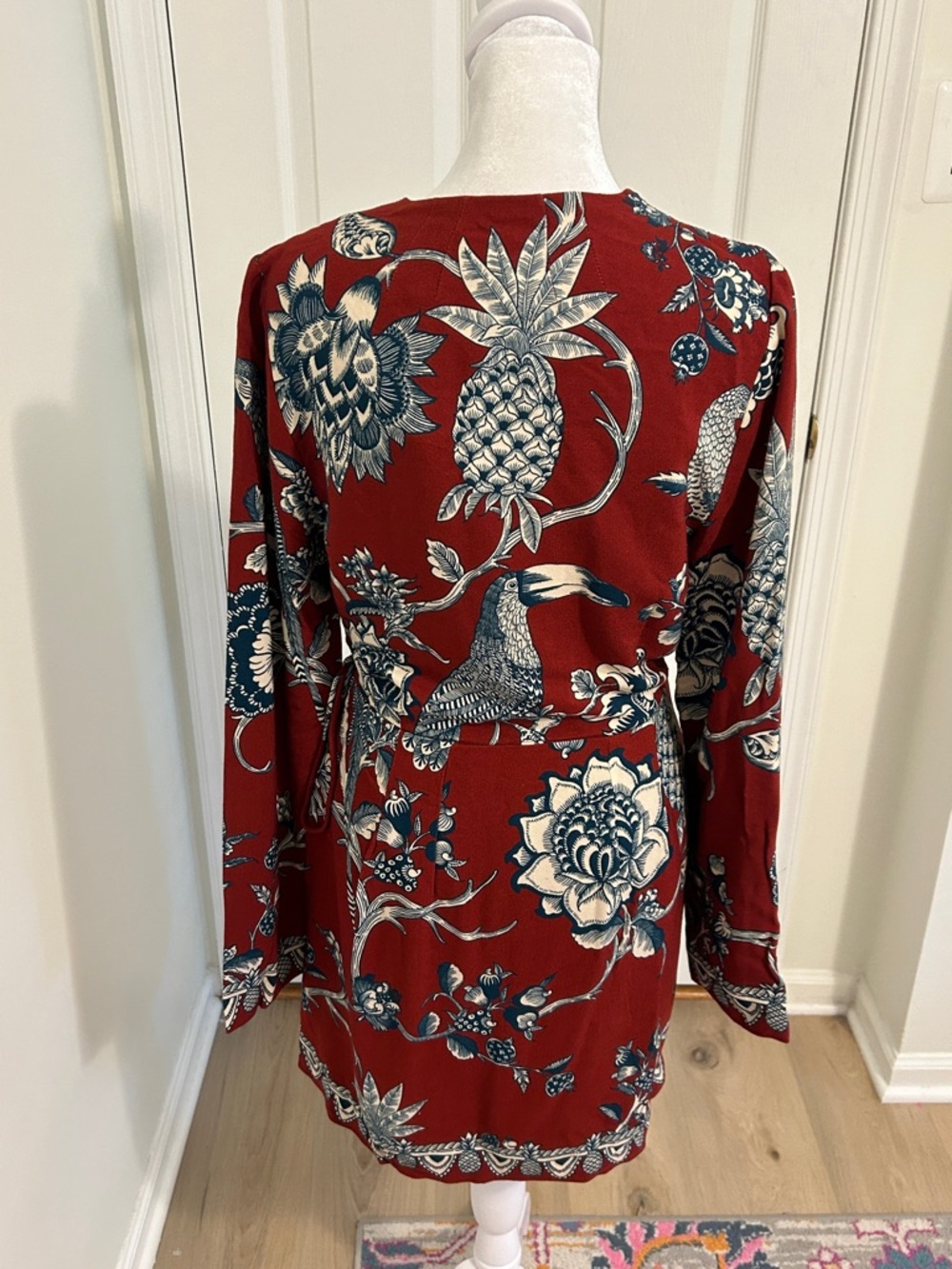 Farm Rio Tropical Landing Red Wrap Mini Dress NWT Size Small Beaded Tassels - Picture 12 of 16